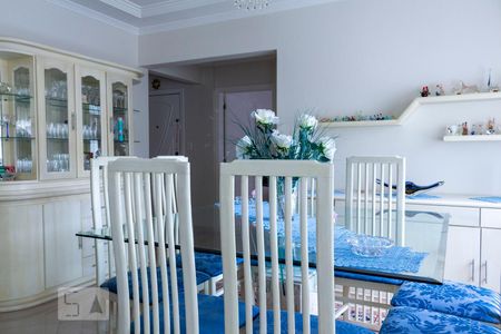 Apartamento à venda com 195m², 3 quartos e 2 vagasSala