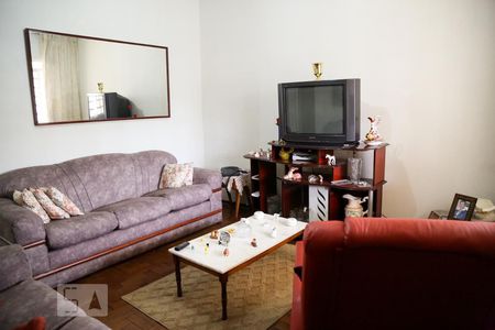 Sala de casa para alugar com 3 quartos, 340m² em Jardim Jabaquara, São Paulo