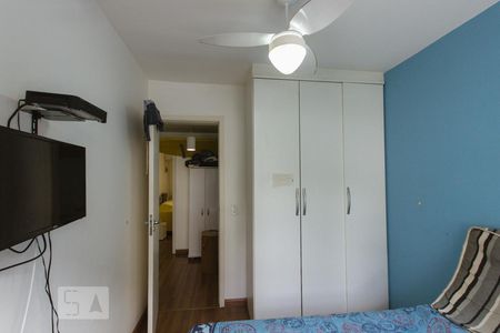 Casa de condomínio à venda com 117m², 4 quartos e 2 vagasQuarto 2 (2º andar)