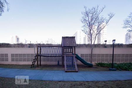 Apartamento à venda com 64m², 2 quartos e 1 vaga Apartamento à venda com 64m², 2 quartos e 1 vagaPlayground