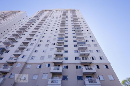 Apartamento à venda com 64m², 2 quartos e 1 vaga Apartamento à venda com 64m², 2 quartos e 1 vagaFachada
