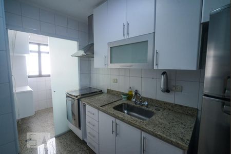 Apartamento à venda com 75m², 3 quartos e 2 vagas Apartamento à venda com 75m², 3 quartos e 2 vagasCozinha