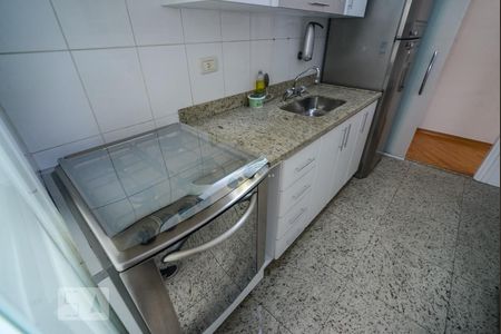 Apartamento à venda com 75m², 3 quartos e 2 vagas Apartamento à venda com 75m², 3 quartos e 2 vagasCozinha