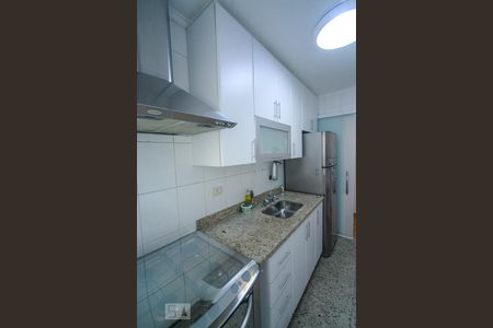 Apartamento à venda com 75m², 3 quartos e 2 vagas Apartamento à venda com 75m², 3 quartos e 2 vagasCozinha