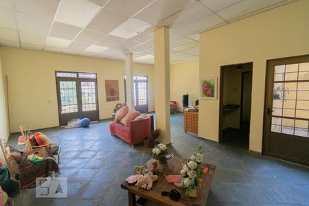 Casa à venda com 700m², 7 quartos e 7 vagasSalão de festa