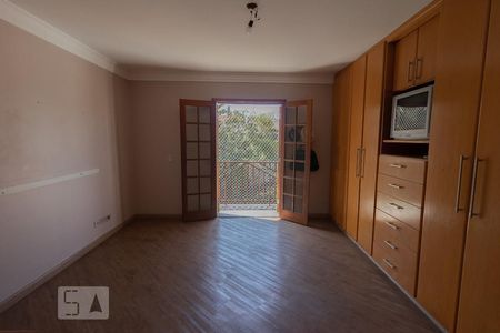 Casa à venda com 700m², 7 quartos e 7 vagasSuíte 5