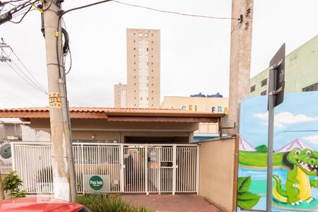 Apartamento à venda com 48m², 2 quartos e sem vaga Apartamento à venda com 48m², 2 quartos e sem vagaFachada