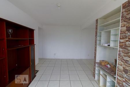 Sala de apartamento para alugar com 2 quartos, 62m² em Praia Comprida, São José
