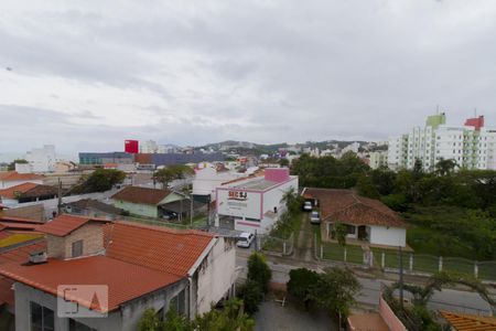 Vista da Sala de apartamento para alugar com 2 quartos, 62m² em Praia Comprida, São José