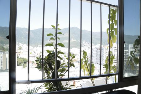 Apartamento à venda com 80m², 2 quartos e 1 vagavista