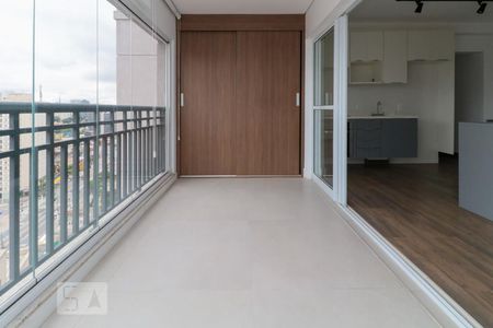 Apartamento para alugar com 50m², 1 quarto e 1 vagaVaranda