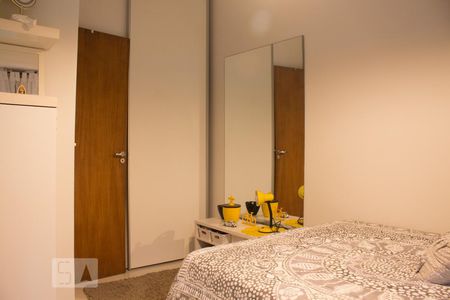 Apartamento à venda com 70m², 2 quartos e 1 vagaQuarto 2