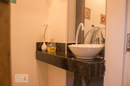 Apartamento à venda com 70m², 2 quartos e 1 vagaLavabo