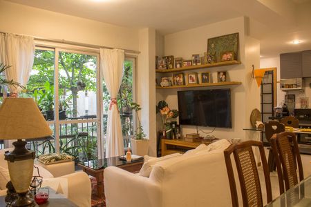 Sala de apartamento à venda com 2 quartos, 70m² em Barra da Tijuca, Rio de Janeiro