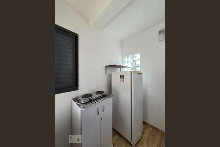 Cozinha de kitnet/studio para alugar com 1 quarto, 25m² em Vila Mariana, São Paulo