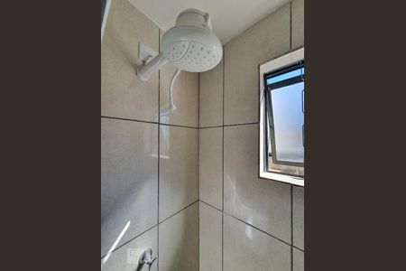 Detalhe do banheiro  de kitnet/studio para alugar com 1 quarto, 25m² em Vila Mariana, São Paulo