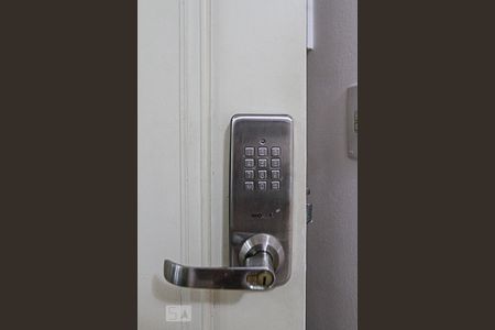 Apartamento para alugar com 40m², 1 quarto e 1 vagaFechadura