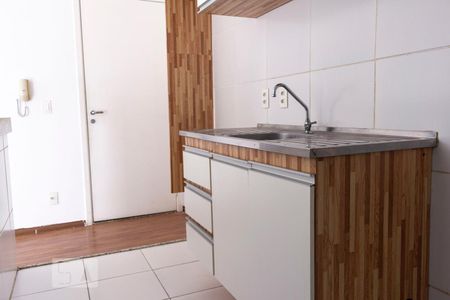 Cozinha de apartamento à venda com 3 quartos, 62m² em Jardim Celeste, São Paulo