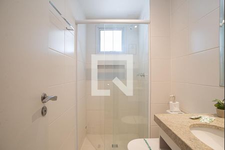 Banheiro de kitnet/studio para alugar com 1 quarto, 41m² em Consolação, São Paulo
