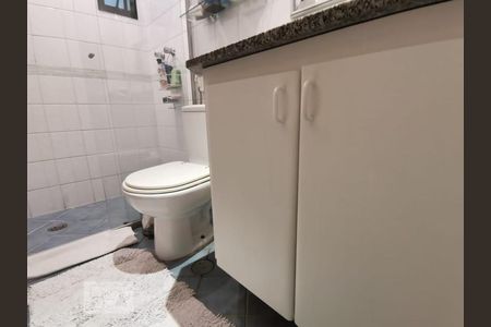 Apartamento à venda com 82m², 2 quartos e 2 vagas Apartamento à venda com 82m², 2 quartos e 2 vagasBanheiro