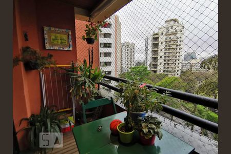 Varanda de apartamento à venda com 2 quartos, 82m² em Real Parque, São Paulo
