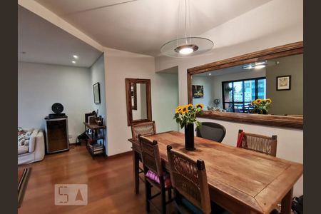 Sala de apartamento à venda com 2 quartos, 82m² em Real Parque, São Paulo