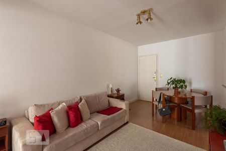 Apartamento para alugar com 45m², 1 quarto e 1 vagaSala