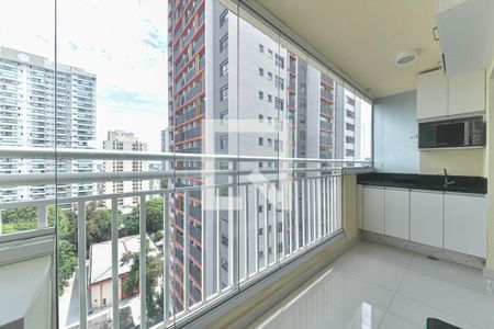 Varanda de kitnet/studio para alugar com 1 quarto, 33m² em Santo Amaro, São Paulo
