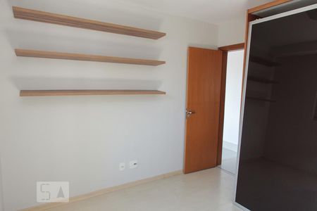 Quarto 1 de apartamento para alugar com 2 quartos, 169m² em Santo Antônio, Belo Horizonte