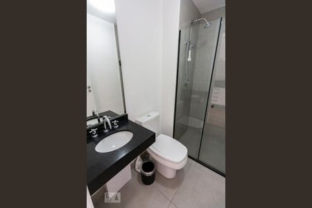 Banheiro de kitnet/studio para alugar com 1 quarto, 25m² em Perdizes, São Paulo