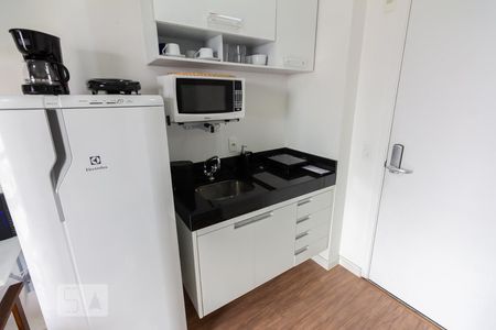 Cozinha de kitnet/studio para alugar com 1 quarto, 25m² em Perdizes, São Paulo