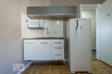 Cozinha de kitnet/studio para alugar com 1 quarto, 118m² em Jardim Cidália, São Paulo