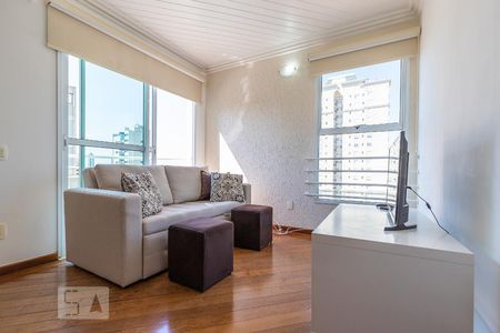 Apartamento para alugar com 100m², 1 quarto e 2 vagasSala