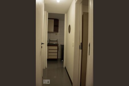 Apartamento para alugar com 70m², 2 quartos e 1 vagaCorredor