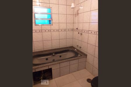 Casa à venda com 160m², 3 quartos e 1 vaga Casa à venda com 160m², 3 quartos e 1 vagaBanheiro