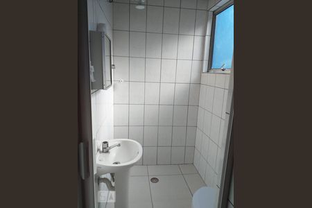 Banheiro de casa para alugar com 3 quartos, 160m² em Vila Isolina Mazzei, São Paulo