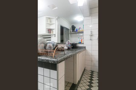 Casa à venda com 228m², 3 quartos e 2 vagas Casa à venda com 228m², 3 quartos e 2 vagasCozinha