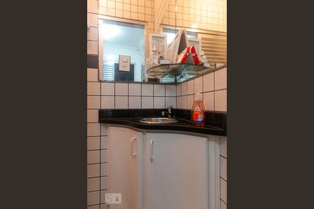 Casa à venda com 228m², 3 quartos e 2 vagas Casa à venda com 228m², 3 quartos e 2 vagasBanheiro de Serviço