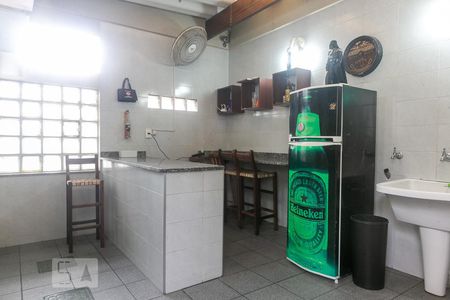 Casa à venda com 228m², 3 quartos e 2 vagas Casa à venda com 228m², 3 quartos e 2 vagasChurrasqueira