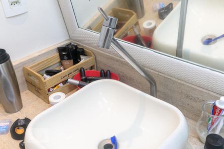 Casa à venda com 228m², 3 quartos e 2 vagas Casa à venda com 228m², 3 quartos e 2 vagasBanheiro da Suíte 1