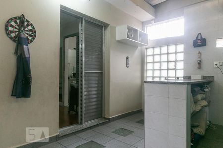 Casa à venda com 228m², 3 quartos e 2 vagas Casa à venda com 228m², 3 quartos e 2 vagasChurrasqueira