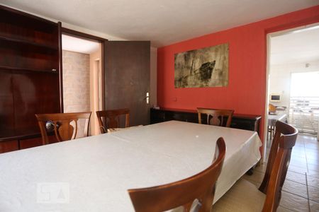 Sala de Jantar de casa para alugar com 4 quartos, 239m² em Km 18, Osasco