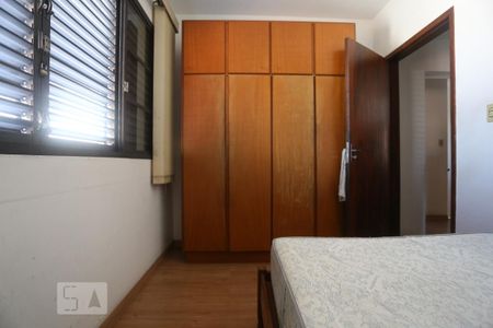 Quarto 2 de casa para alugar com 4 quartos, 239m² em Km 18, Osasco