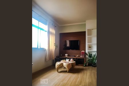 Apartamento à venda com 125m², 3 quartos e sem vagaSala