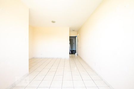 Sala de apartamento à venda com 3 quartos, 67m² em Continental, Osasco