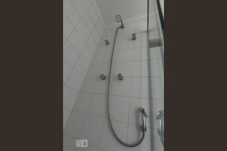 Apartamento à venda com 69m², 3 quartos e 2 vagasBanheiro social