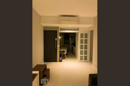 Sala de apartamento para alugar com 2 quartos, 80m² em Botafogo, Rio de Janeiro