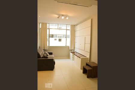 Sala de apartamento para alugar com 2 quartos, 80m² em Botafogo, Rio de Janeiro