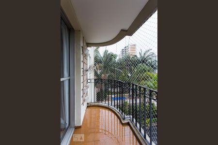 Apartamento para alugar com 85m², 3 quartos e 1 vagaVaranda