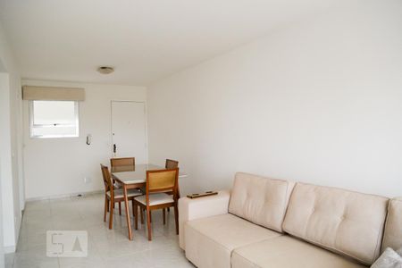 Sala de apartamento para alugar com 1 quarto, 45m² em Vila Guarani (z Sul), São Paulo
